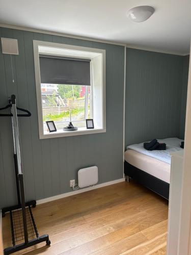 Aurora Apartment very close to cable car and sherpatrappa — 4-Star Luxury Hotel in Tromso, Norway