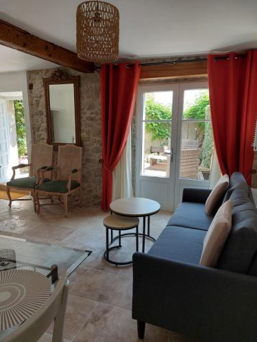 Le Logis des Remparts in Carcassonne, France