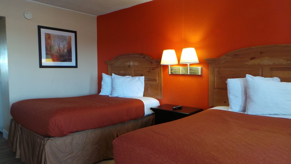 Executive Inn - carbon neutral hotel in Calhoun