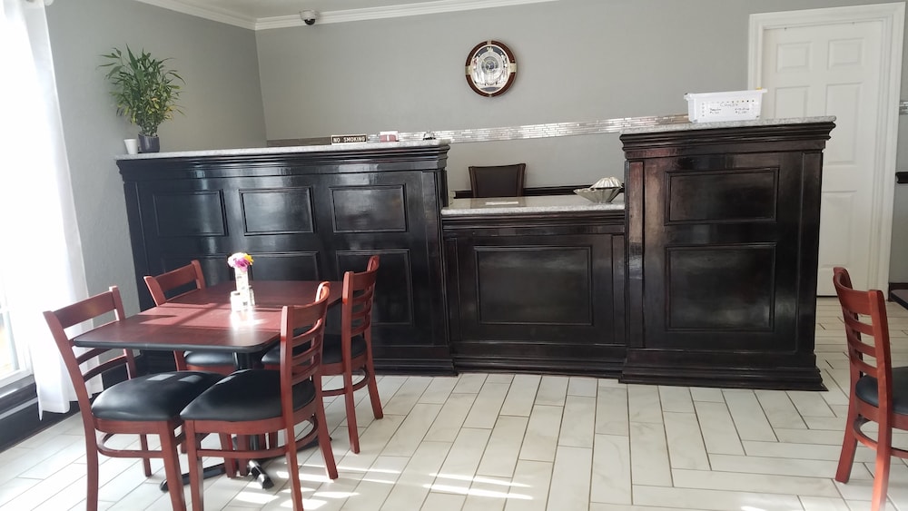 Shiloh Inn - photo 3