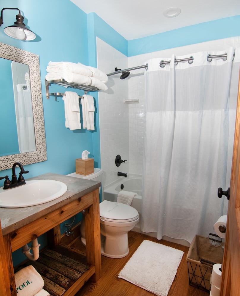 Sweetwater Branch Inn - photo 142
