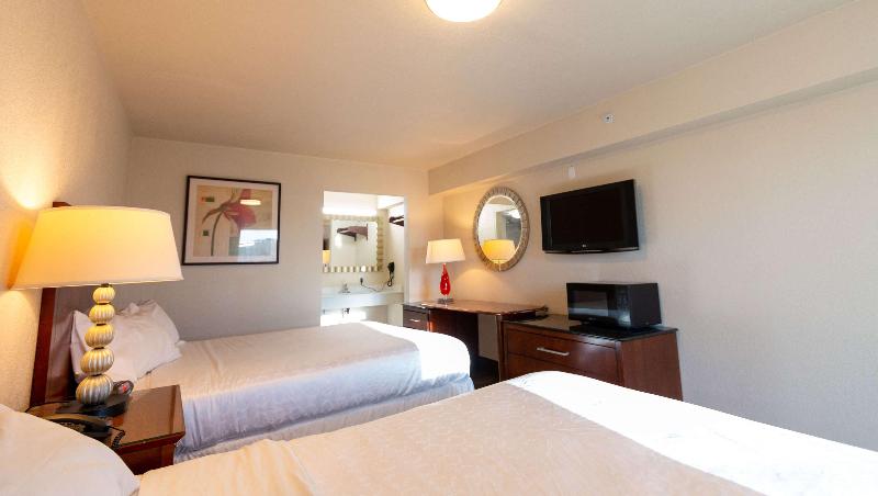 Magnuson Extended Stay and Suites Airport Hotel - photo 17