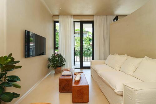 Vake Oasis Modern and Comfortable Apt by Wehost