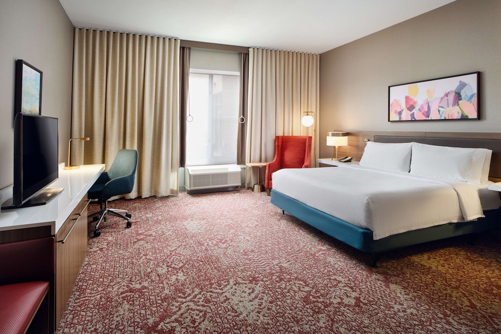 Hilton Garden Inn Schaumburg - photo 9