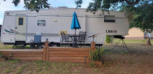 Homey Fifth Wheel Haven in Clermont, United States