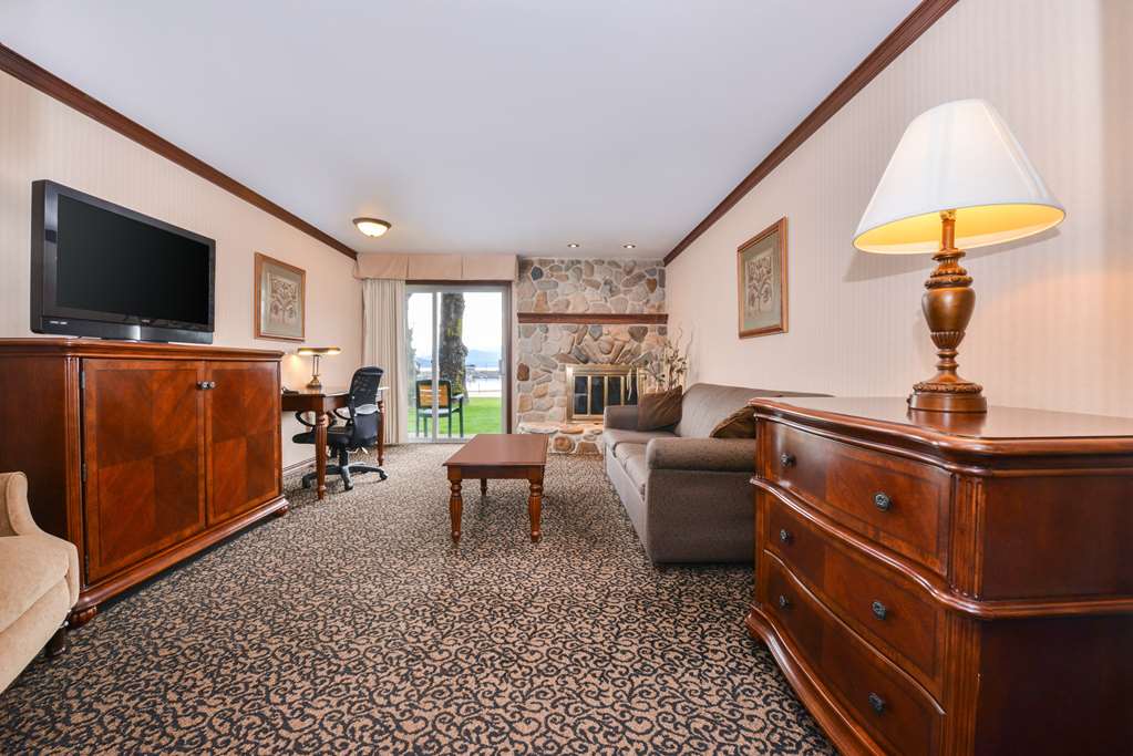 Best Western Edgewater Resort - photo 21