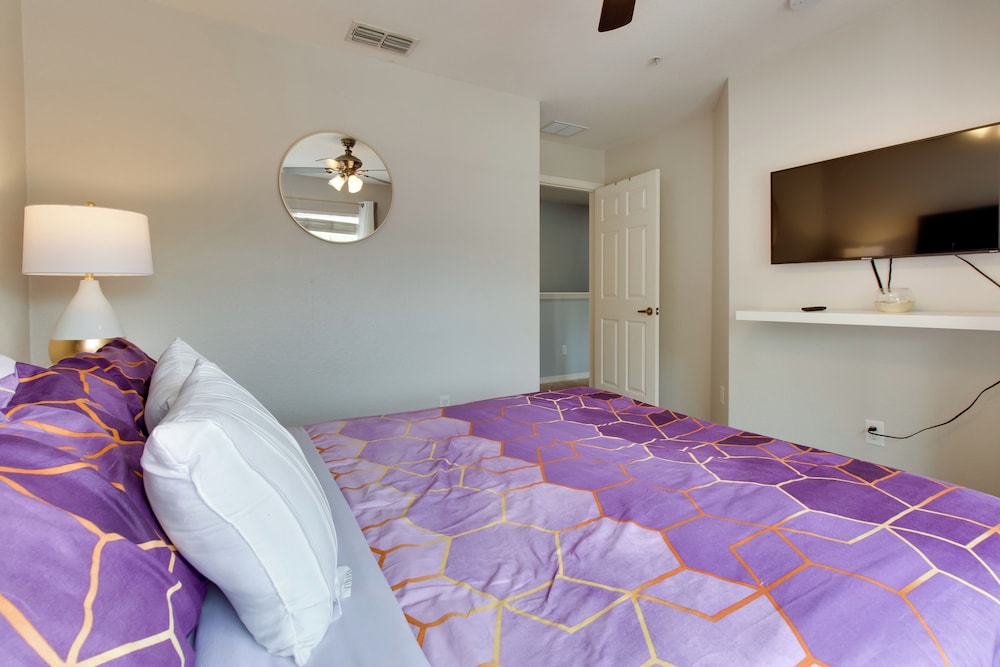 12 Mi to Disney Family Home with Resort Amenities - photo 18