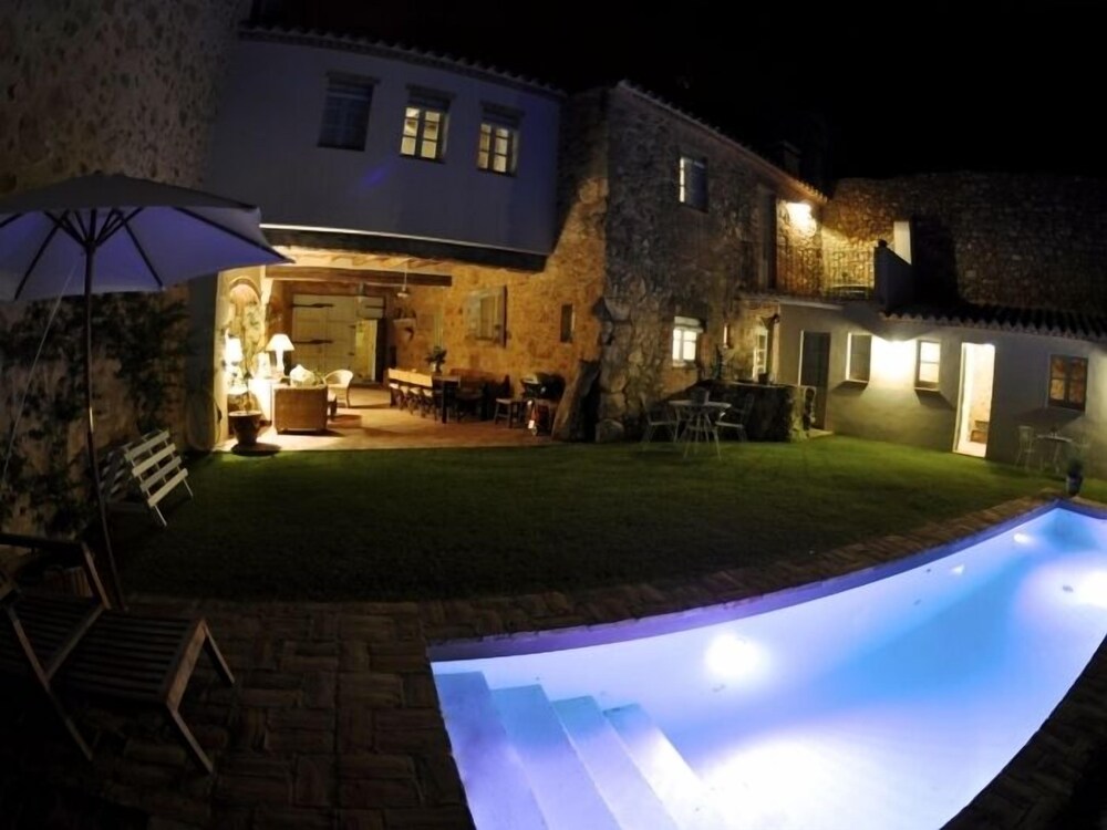 Can Bufas — 4-Star Luxury Hotel in Castell-Platja D'aro, Spain