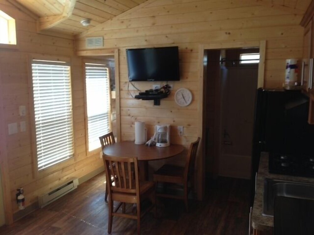 Wilderness Lakes RV Resort - photo 9
