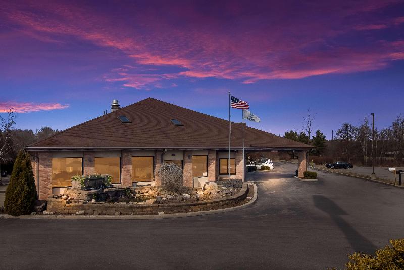 SureStay by Best Western Grove City - photo 4