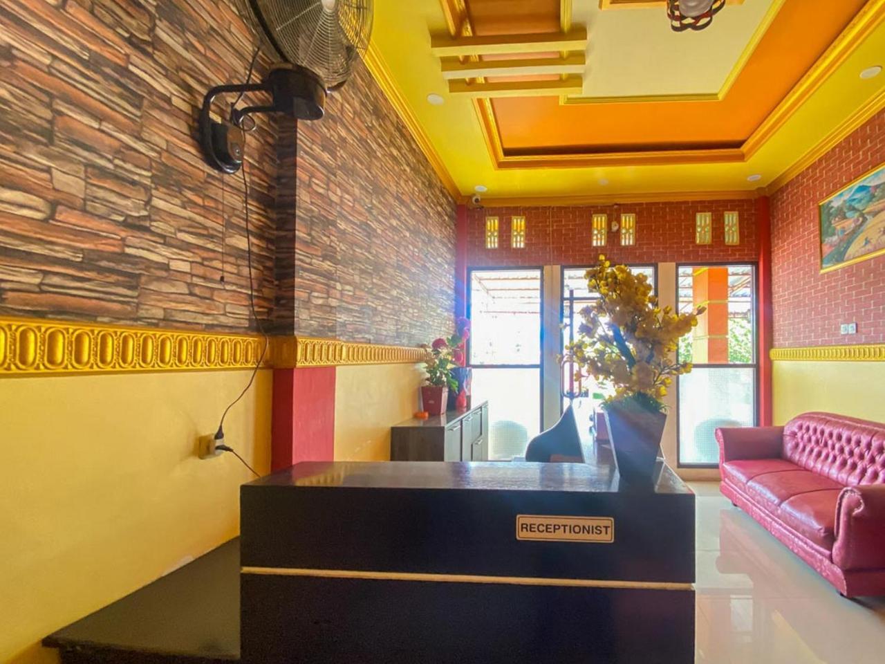 Hotel Karunia 2 Jailolo — Ternate
