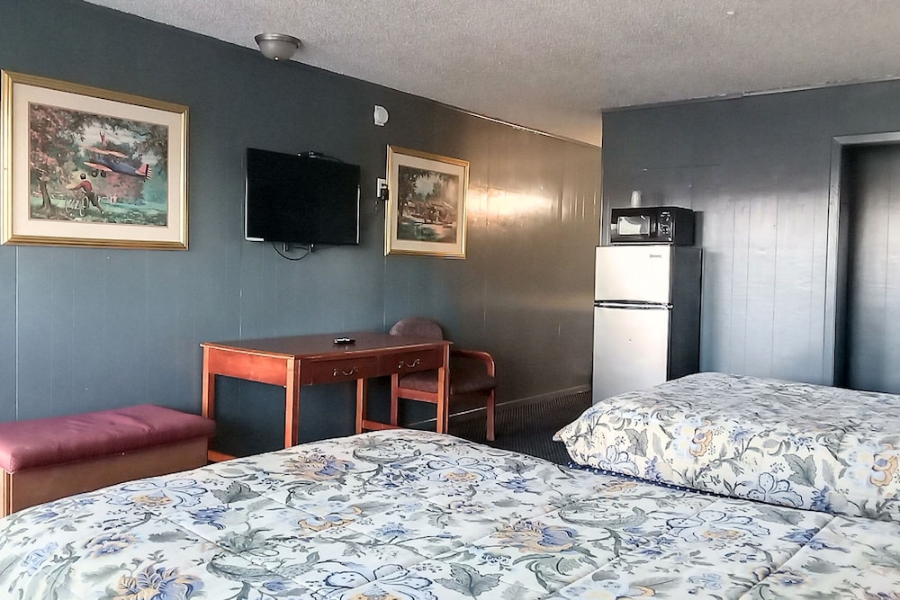 Blueway Inn and Suites El Dorado - photo 11