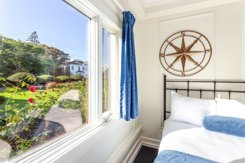 The Provincetown Inn - photo 11