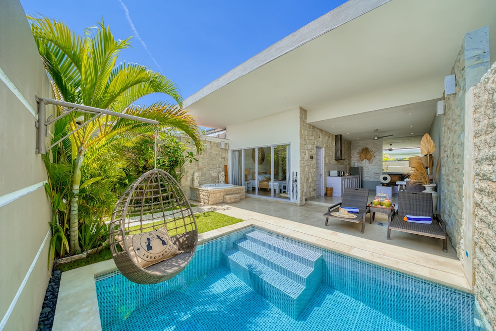 Bali Cosy Villas Seminyak — 4-Star Luxury Hotel in Legian, Indonesia