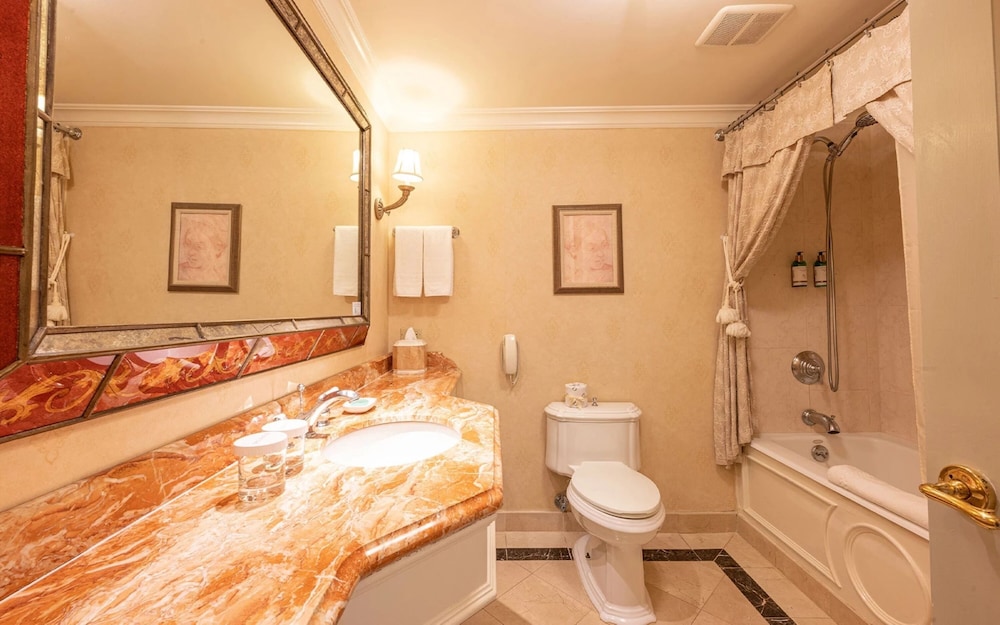 Delamar Greenwich Harbor - photo 18