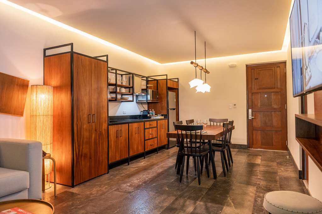 Master Suite Premium