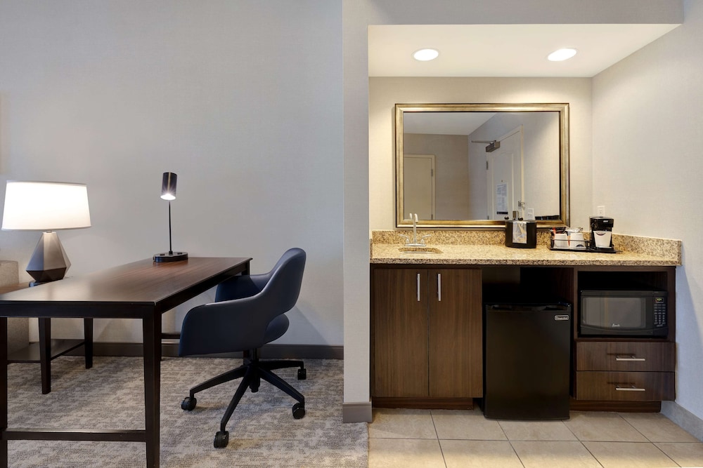 Hampton Inn & Suites San Luis Obispo - photo 21