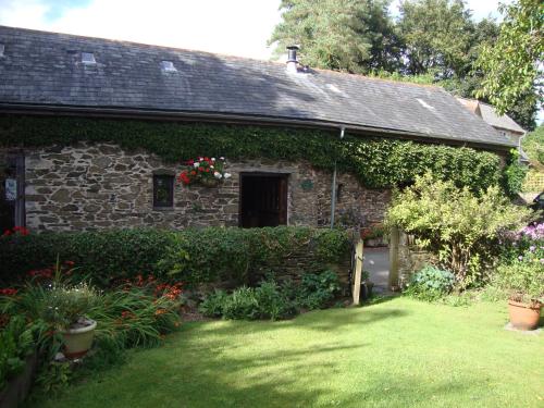Church Barn — 4-Star Luxury Hotel in Totnes, United Kingdom