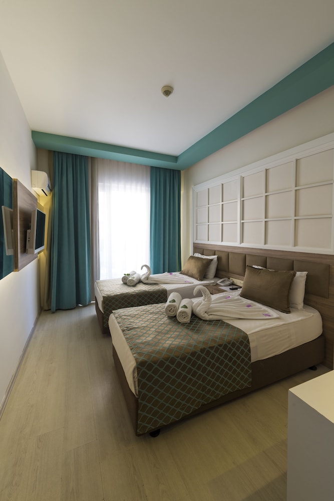 Kleopatra Life Hotel & SPA — Alanya — photo 5