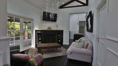 Juniper Corner Hunter Valley A Step back in time 7 mins to Vineyards in Cessnock, Australia