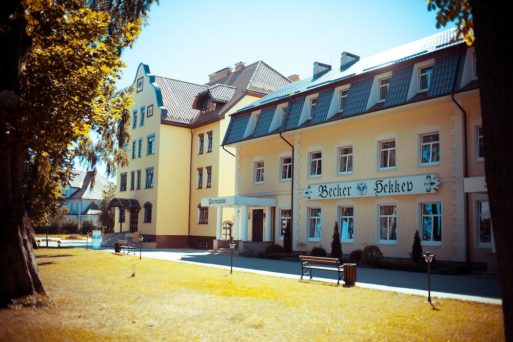 Becker Hotel — hotel in Yantarnyy