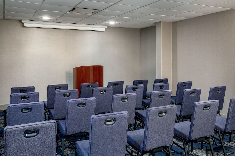 Courtyard by Marriott Boston Marlborough - photo 40