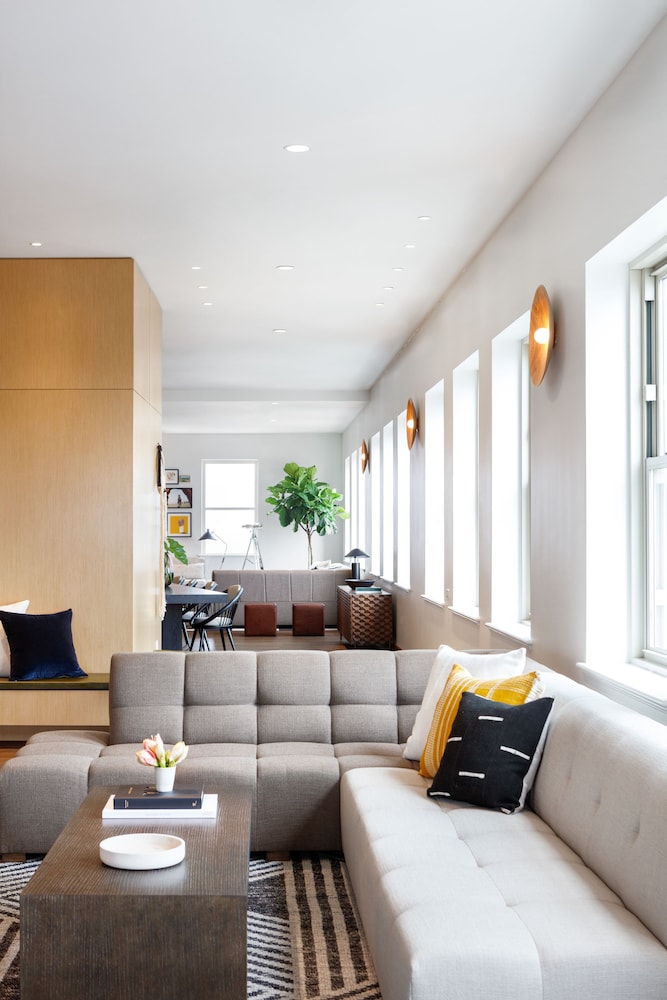 Kimpton Harper Hotel by IHG - photo 11