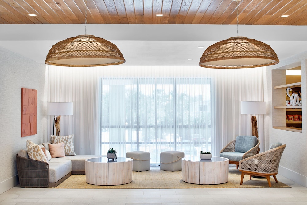 SpringHill Suites Jacksonville Beach Oceanfront - photo 3