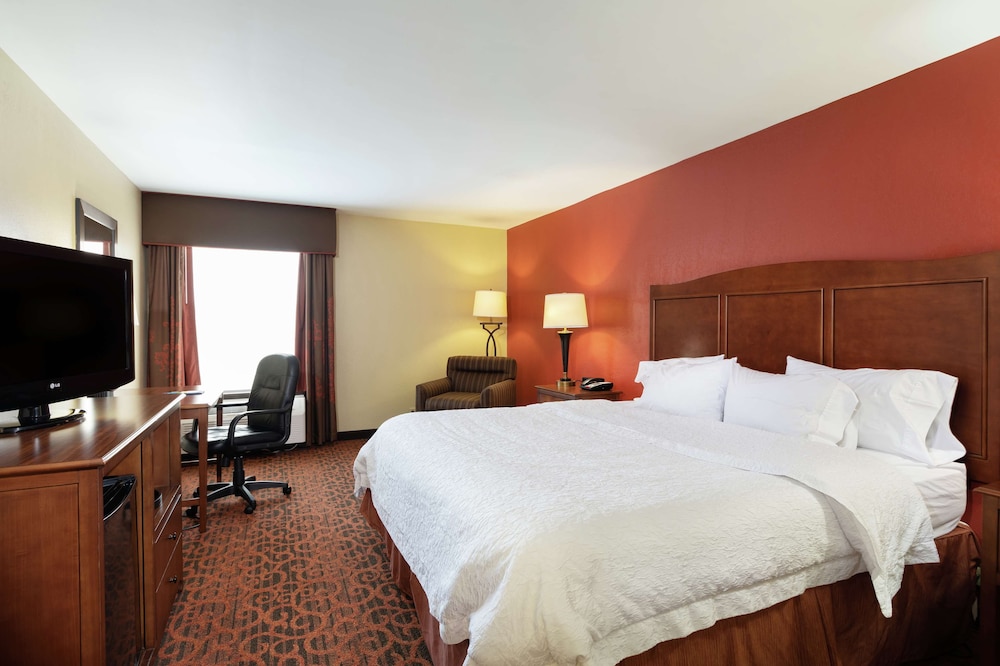 Hampton Inn Houma - photo 13