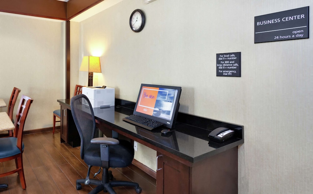 Hampton Inn Melbourne - photo 30