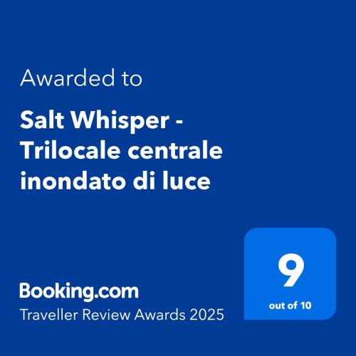 Salt Whisper Trilocale centrale inondato di luce — 4-Star Luxury Hotel in La Caletta, Italy