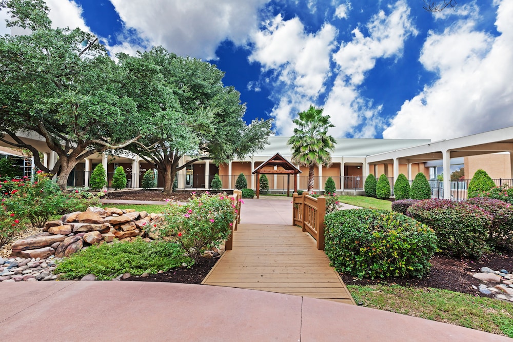Hilton Waco - photo 60