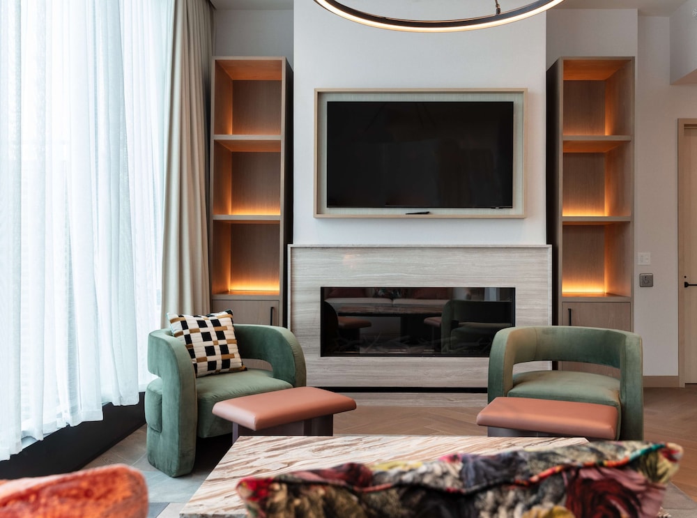 Tempo by Hilton New York Times Square - photo 30