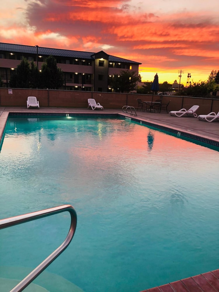 Sugarloaf Mt Motel — hotel in Bend