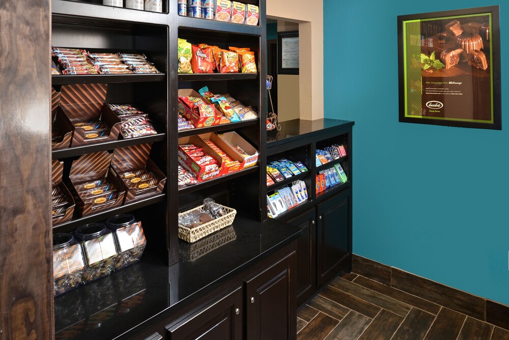 Baymont By Wyndham Ardmore I 35 - photo 36