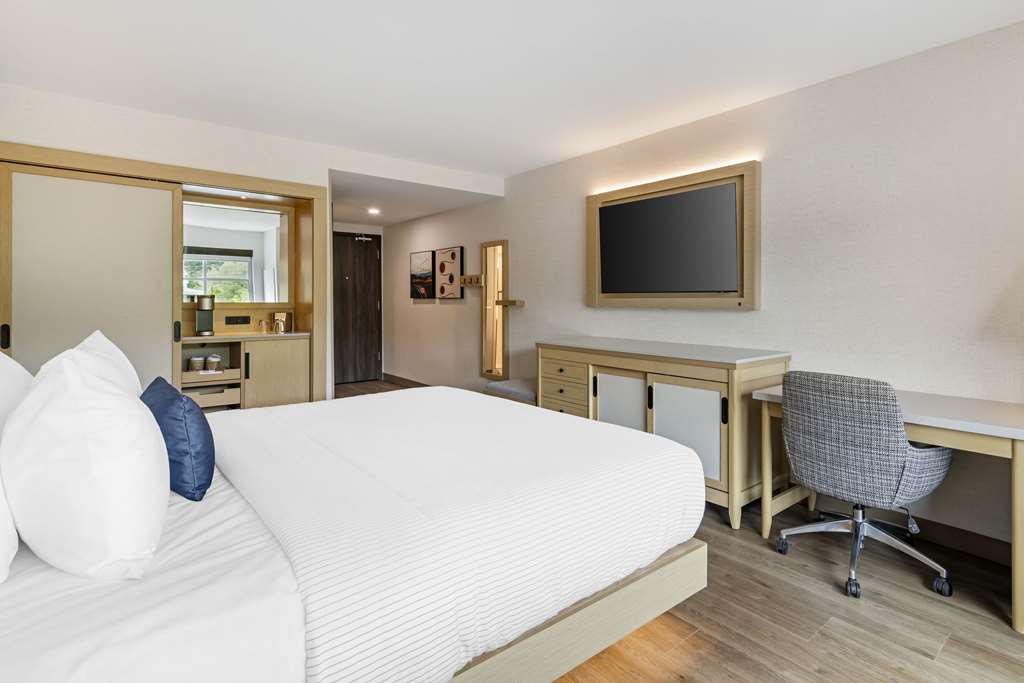 Cambria Hotel North Conway - photo 21