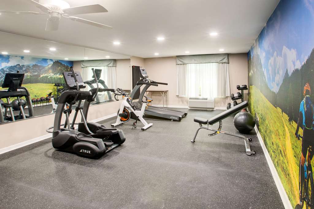 Clarion Pointe Atlanta Airport College Park - photo 22
