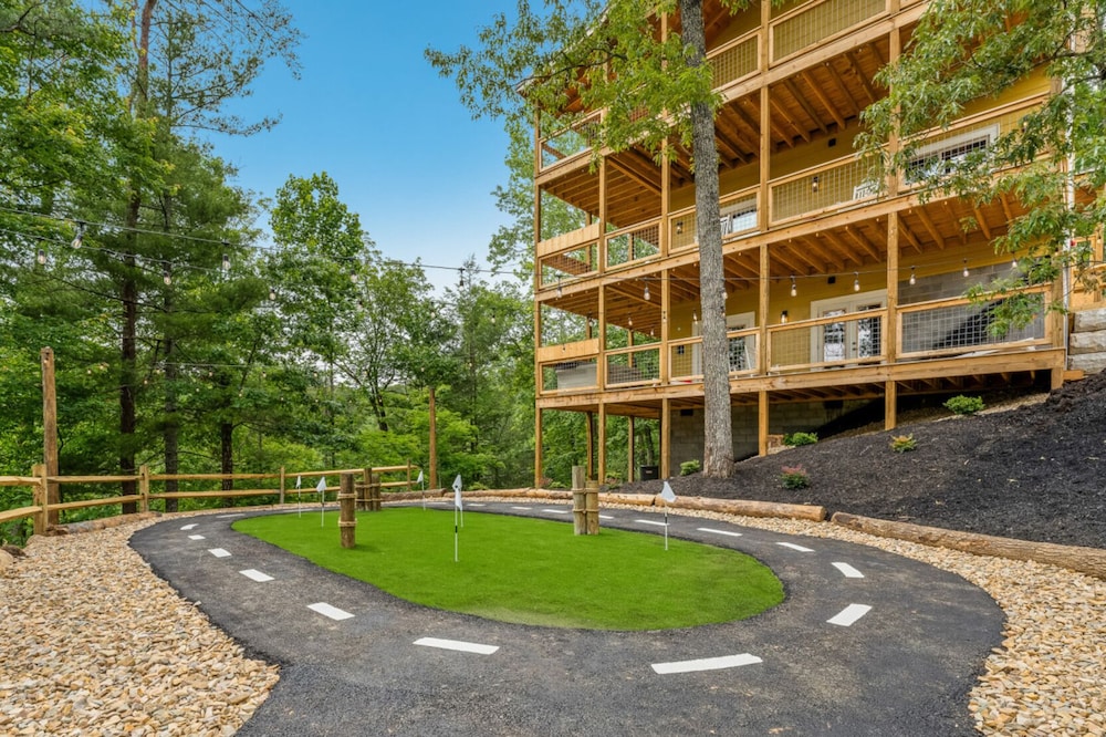 Sweet Escape By Ghosal Luxury Lodging - photo 70