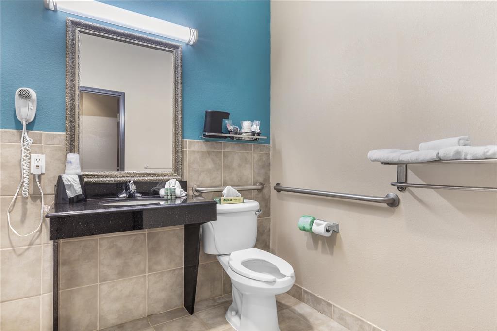 Best Western Mineola Inn - photo 29