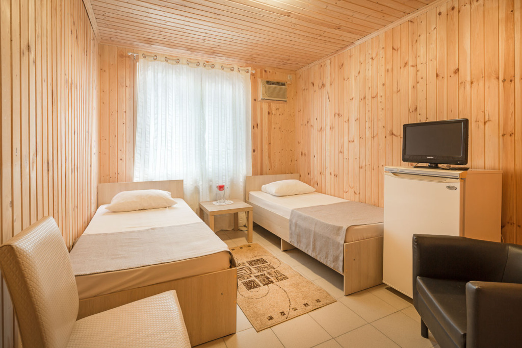 Shirokaya Hotel — hotel in Novorossiysk