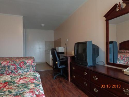 Morgantown Motel - photo 19