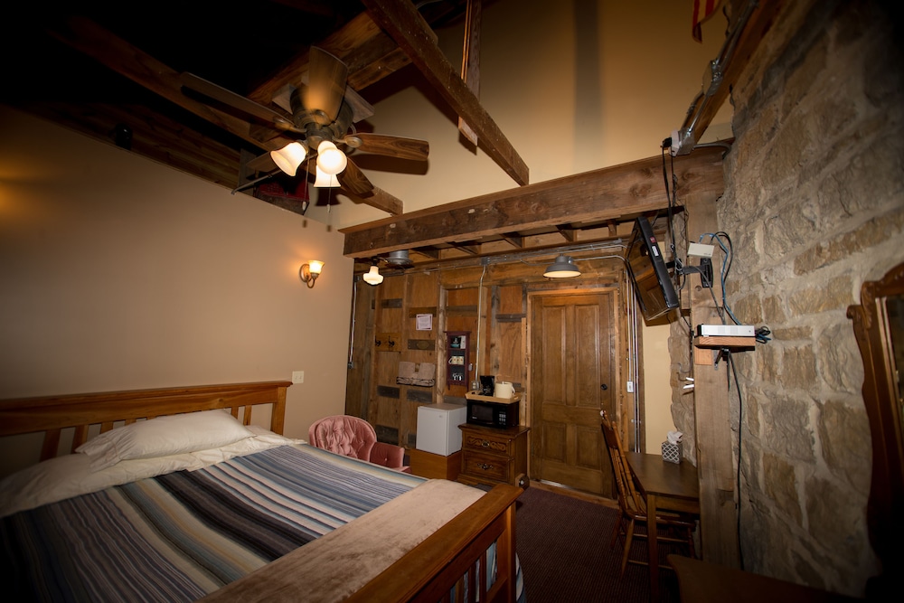 Stone Mill Hotel & Suites - photo 67
