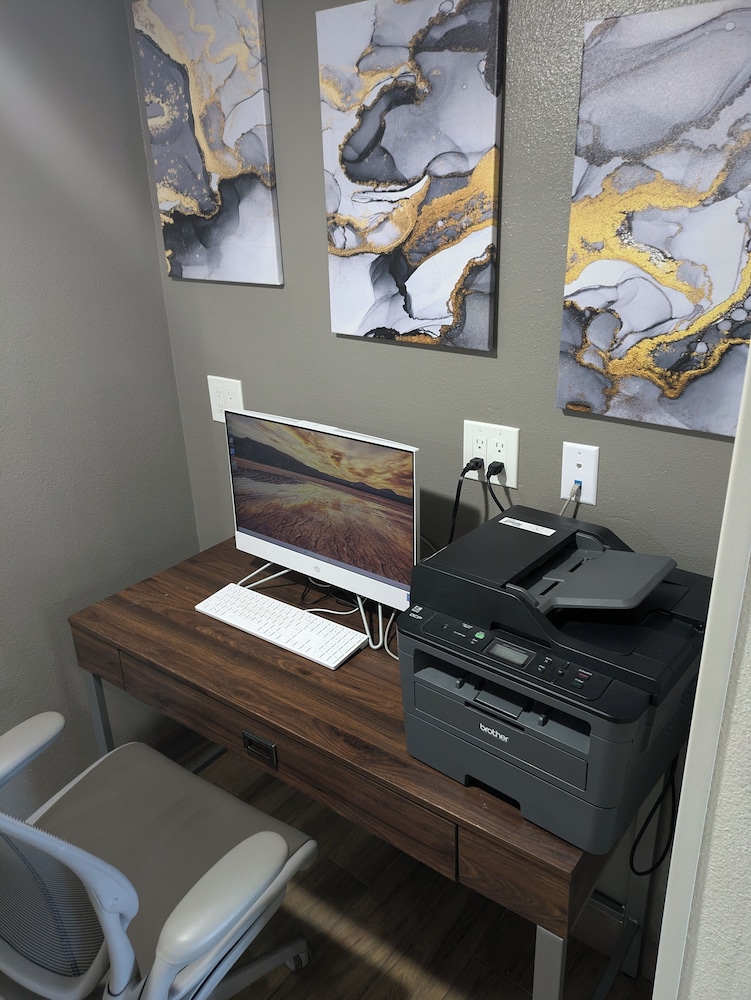 Candlewood Suites Lafayette River Ranch an IHG Hotel - photo 31