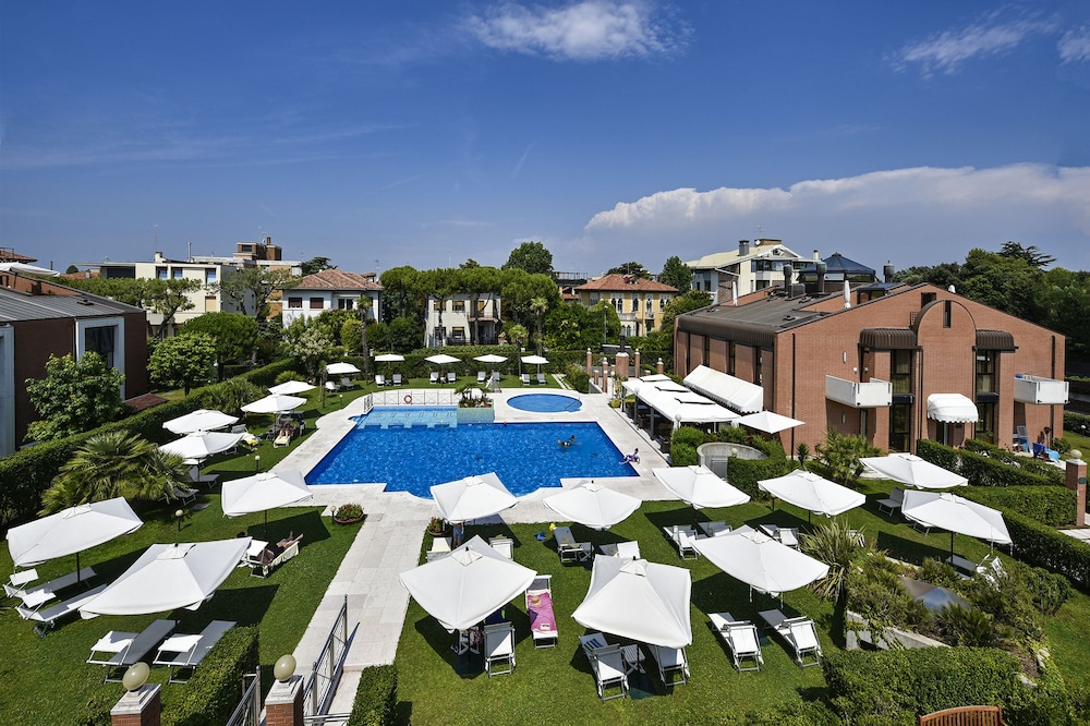 Marea Le Ville del Lido Resort