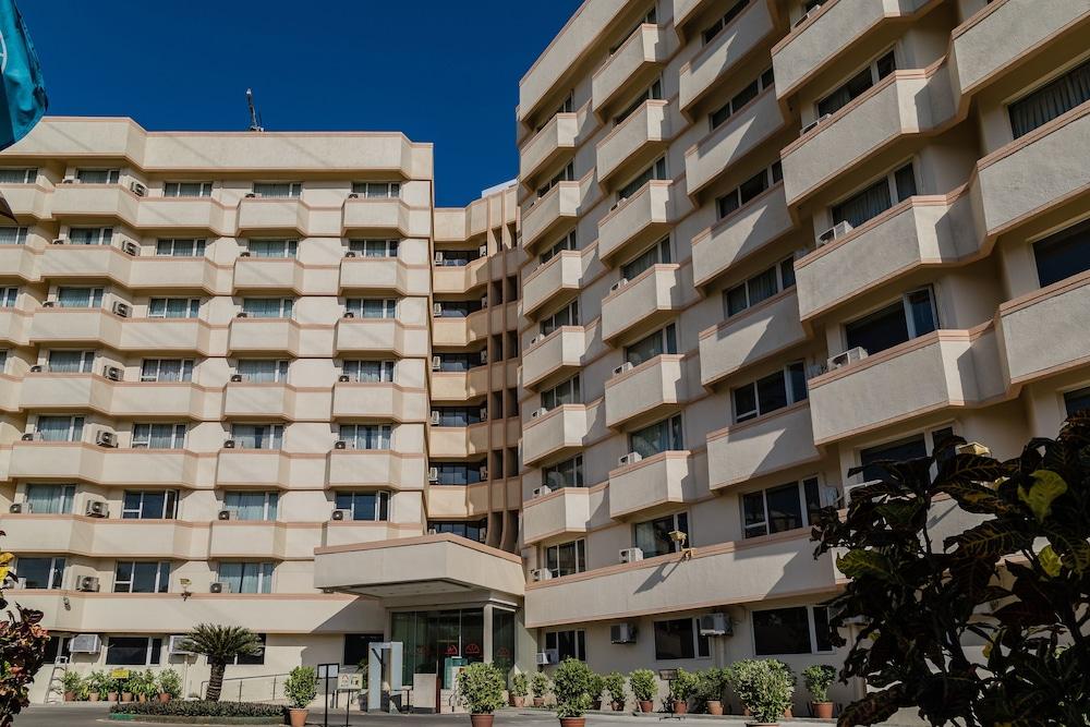 The Residence Hotel and Apartments