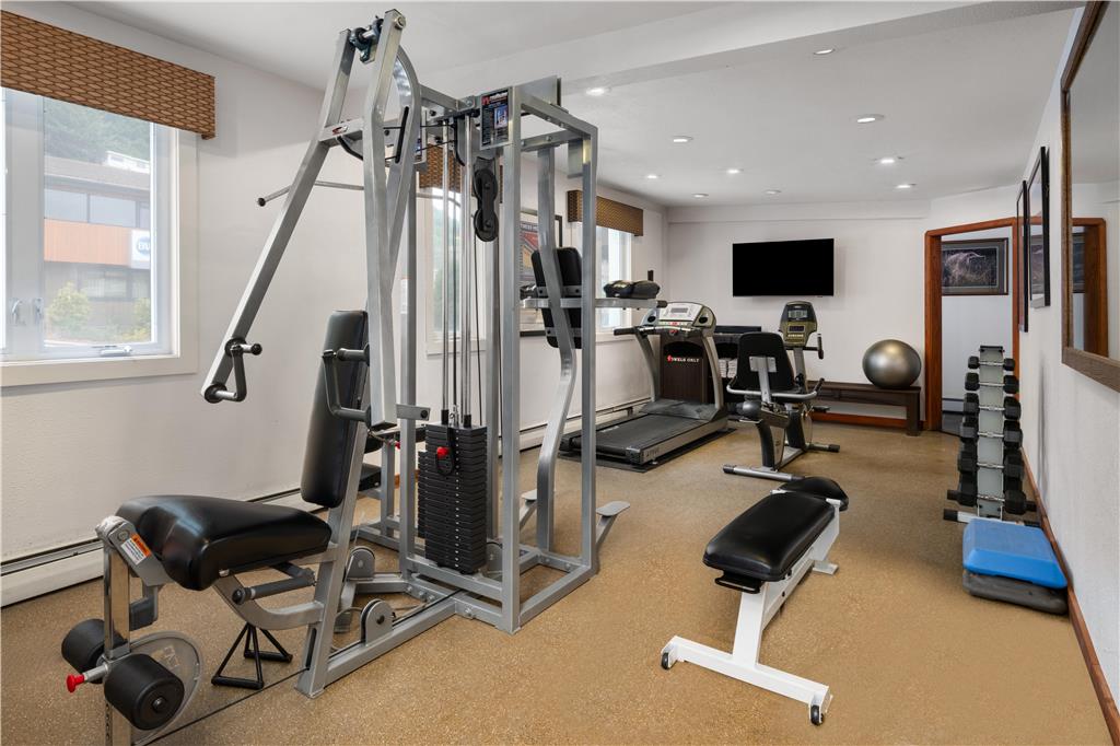 Best Western Kodiak Inn - photo 13