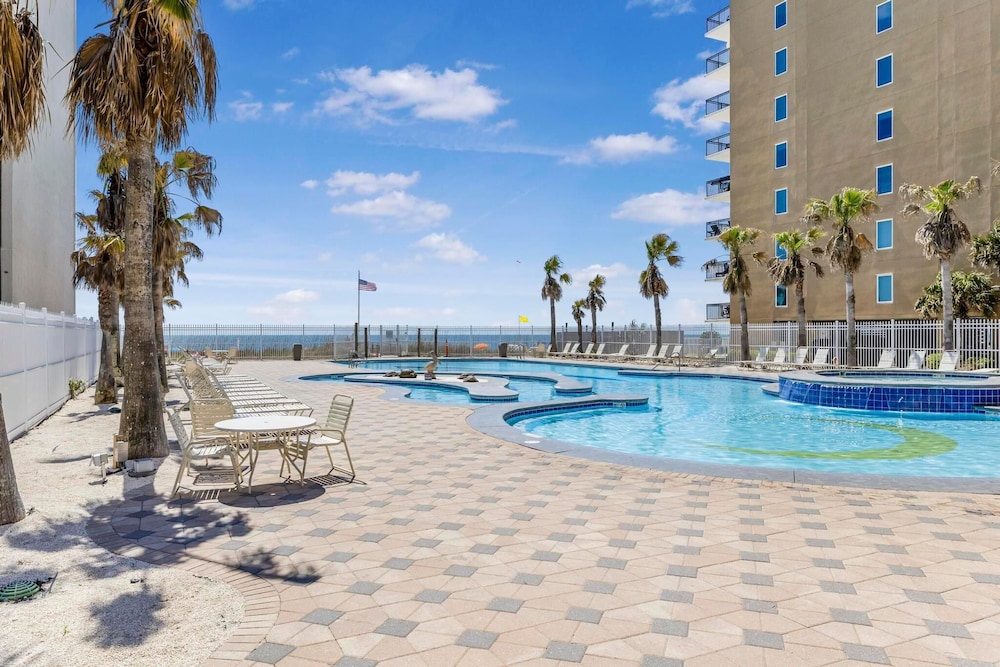 Crystal Tower 906 - last minute hotel in Gulf Shores