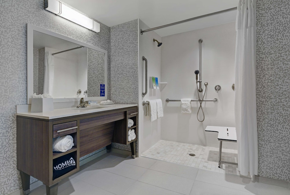 Home2 Suites by Hilton Largo - photo 32
