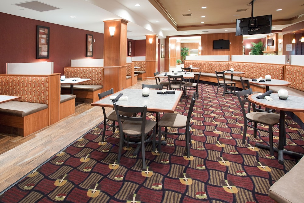 Holiday Inn & Suites Grand Junction by IHG - photo 34