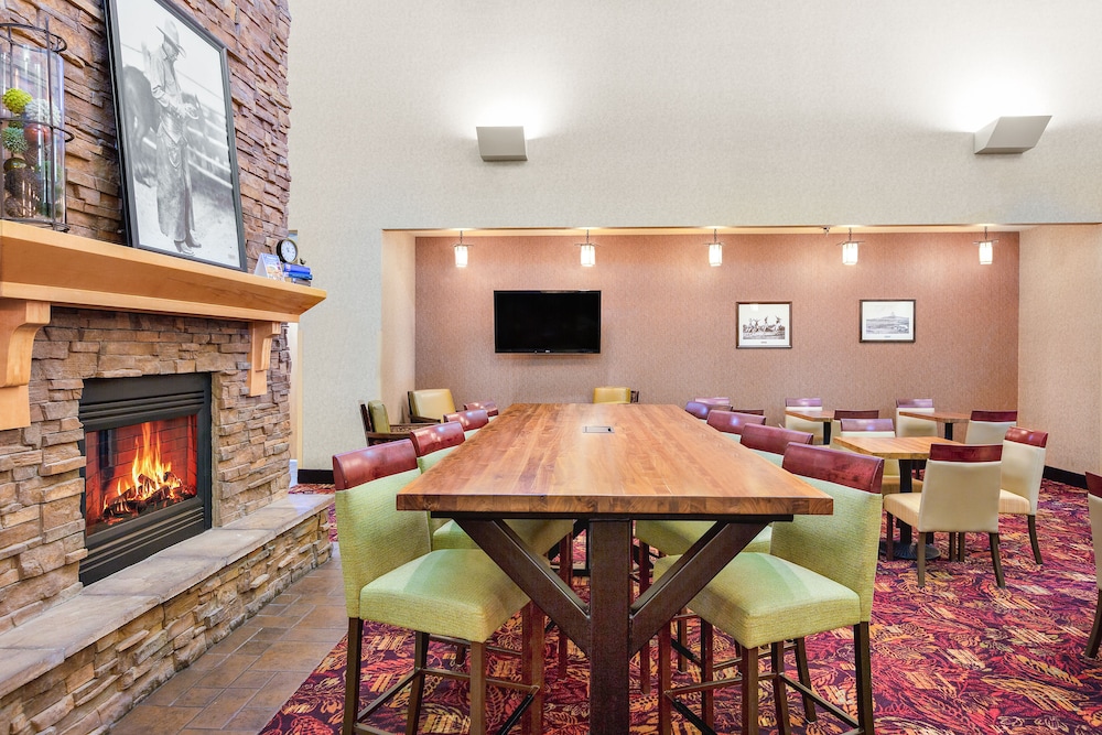 Holiday Inn Express & Suites Gillette by IHG - photo 35